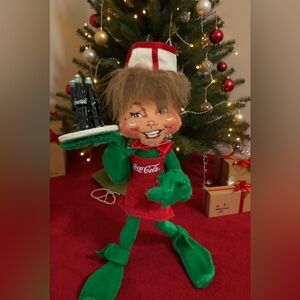 Annalee Coca-Cola Elf Waitress Figurine – 2012 – Rare Holiday Collectible